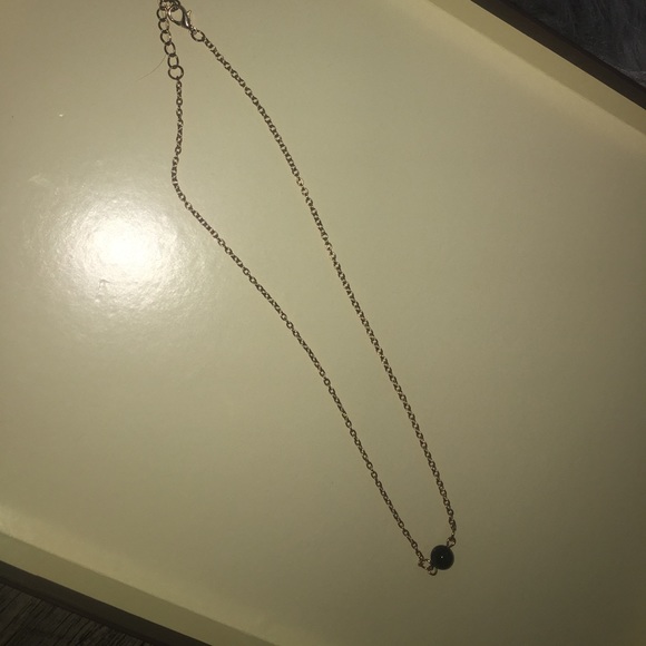 Necklace with a black ball - Picture 3 of 3
